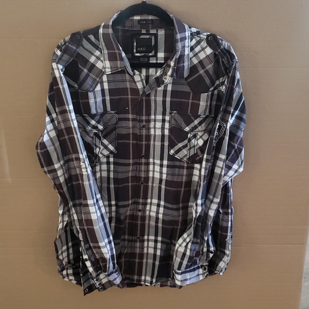 BKE slim fit button down shirt.